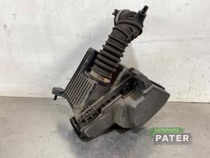 Gebruikte Luchtfilterhuis Smart Forfour (453) 1.0 12V Prijs € 42,00 Margeregeling aangeboden door Autoparts Pater