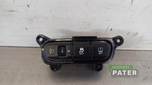 Gebruikte ESP Schakelaar Kia Picanto (JA) 1.0 DPi 12V Prijs € 21,00 Margeregeling aangeboden door Autoparts Pater