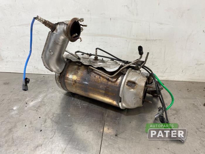 Gebruikte Roetfilter Renault Megane IV Estate (RFBK) 1.5 Energy dCi 110 Prijs € 315,00 Margeregeling aangeboden door Autoparts Pater