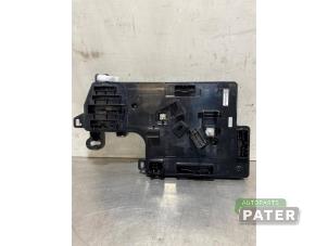 Gebruikte Module (diversen) Tesla Model 3 Long Range AWD 75 kWh Prijs € 157,50 Margeregeling aangeboden door Autoparts Pater