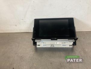 Gebruikte Display Interieur Lexus CT 200h 1.8 16V Prijs € 105,00 Margeregeling aangeboden door Autoparts Pater