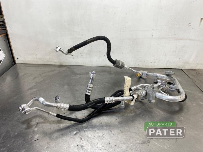 Airco Leiding van een BMW i4 (G26) eDrive40 84 kWh 2023