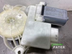 Gebruikte Raammotor Portier BMW 3 serie Touring (G21) 318d 2.0 TwinPower Turbo 16V Prijs € 26,25 Margeregeling aangeboden door Autoparts Pater