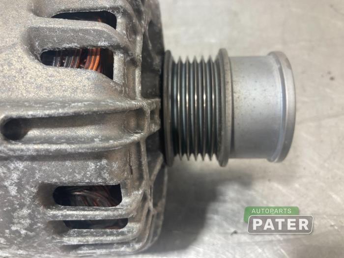 Dynamo van een Skoda Karoq 1.5 TSI 16V 2018