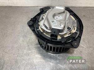 Gebruikte Chaufage Ventilatiemotor BMW i4 (G26) eDrive40 84 kWh Prijs € 52,50 Margeregeling aangeboden door Autoparts Pater