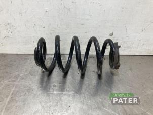 Gebruikte Schroefveer achter BMW X1 (F48) sDrive 20d 2.0 16V Prijs € 26,25 Margeregeling aangeboden door Autoparts Pater