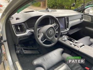 Gebruikte Airbag set + dashboard Volvo V60 II (ZW) 2.0 T6 16V Twin Engine Prijs € 1.942,50 Margeregeling aangeboden door Autoparts Pater