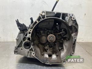 Gebruikte Versnellingsbak Renault Captur (2R) 0.9 Energy TCE 12V Prijs € 420,00 Margeregeling aangeboden door Autoparts Pater