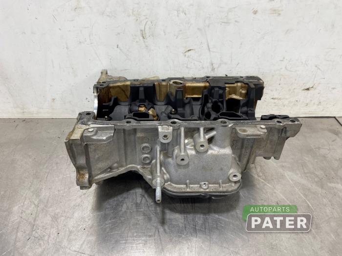Gebruikte Carterpan Renault Megane IV Estate (RFBK) 1.3 TCE 160 16V Prijs € 131,25 Margeregeling aangeboden door Autoparts Pater