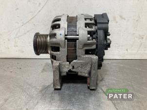 Gebruikte Dynamo Renault Captur (2R) 0.9 Energy TCE 12V Prijs € 36,75 Margeregeling aangeboden door Autoparts Pater