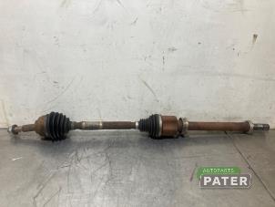 Gebruikte Aandrijfas rechts-voor Renault Captur (2R) 0.9 Energy TCE 12V Prijs € 57,75 Margeregeling aangeboden door Autoparts Pater