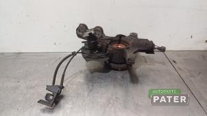 Gebruikte Asschenkel links-voor Opel Vivaro 2.0 CDTI 122 Prijs € 95,29 Inclusief btw aangeboden door Autoparts Pater