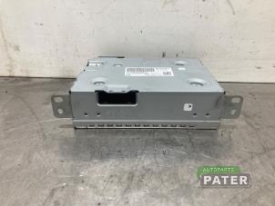 Gebruikte Radio module Opel Vivaro 2.0 CDTI 122 Prijs € 241,40 Inclusief btw aangeboden door Autoparts Pater