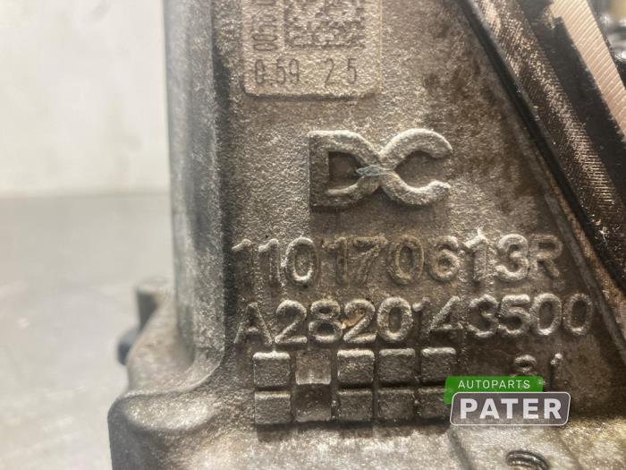 Carterpan van een Mercedes-Benz A (177.0) 1.3 A-180 Turbo 16V 2019