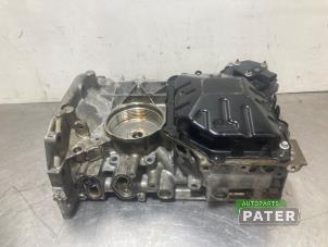 Gebruikte Carterpan Mercedes A (177.0) 1.3 A-180 Turbo 16V Prijs € 131,25 Margeregeling aangeboden door Autoparts Pater
