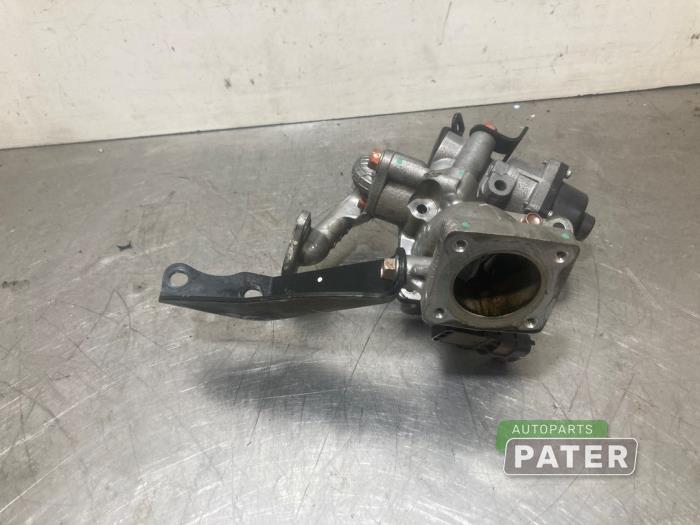 Gebruikte Uitlaat gasklep (EGR) Mitsubishi Space Star (A0) 1.0 12V Prijs € 78,75 Margeregeling aangeboden door Autoparts Pater