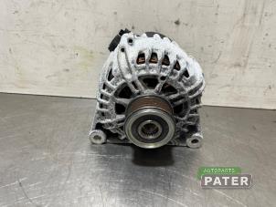 Gebruikte Dynamo Peugeot 308 (L3/L8/LB/LH/LP) 1.2 12V e-THP PureTech 130 Prijs € 50,82 Inclusief btw aangeboden door Autoparts Pater