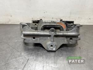 Gebruikte Motorsteun Mercedes A (W176) 1.6 A-180 16V Prijs € 26,25 Margeregeling aangeboden door Autoparts Pater