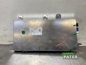 Gebruikte Module Comfort Tesla Model 3 Long Range AWD 75 kWh Prijs € 210,00 Margeregeling aangeboden door Autoparts Pater