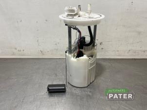 Gebruikte Benzinepomp Opel Karl 1.0 12V Prijs € 26,25 Margeregeling aangeboden door Autoparts Pater
