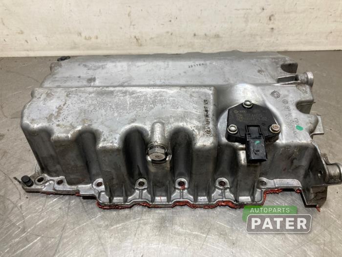Gebruikte Carterpan Volkswagen Golf VII (AUA) 2.0 TDI 16V Prijs € 52,50 Margeregeling aangeboden door Autoparts Pater