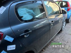 Gebruikte Portier 4Deurs rechts-achter Peugeot 108 1.0 12V Prijs € 367,50 Margeregeling aangeboden door Autoparts Pater
