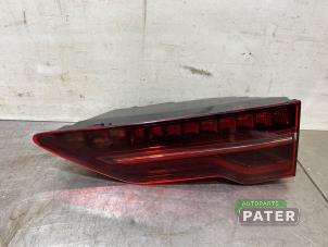 Gebruikte Achterlicht rechts Jaguar I-Pace EV400 AWD Prijs € 105,00 Margeregeling aangeboden door Autoparts Pater