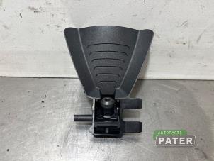 Gebruikte Camera voorzijde BMW 3 serie Touring (F31) 320d 2.0 16V EfficientDynamicsEdition Prijs € 262,50 Margeregeling aangeboden door Autoparts Pater