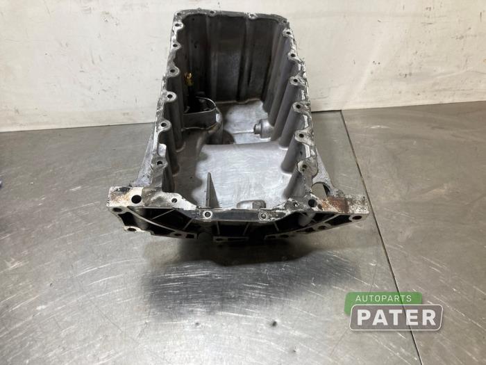 Gebruikte Carterpan Volkswagen Crafter 2.0 TDI 16V Prijs € 127,05 Inclusief btw aangeboden door Autoparts Pater