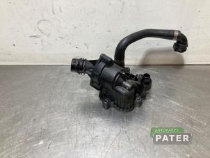 Gebruikte Thermostaathuis BMW 5 serie Touring (G31) 523d 2.0 TwinPower Turbo 16V Prijs € 52,50 Margeregeling aangeboden door Autoparts Pater