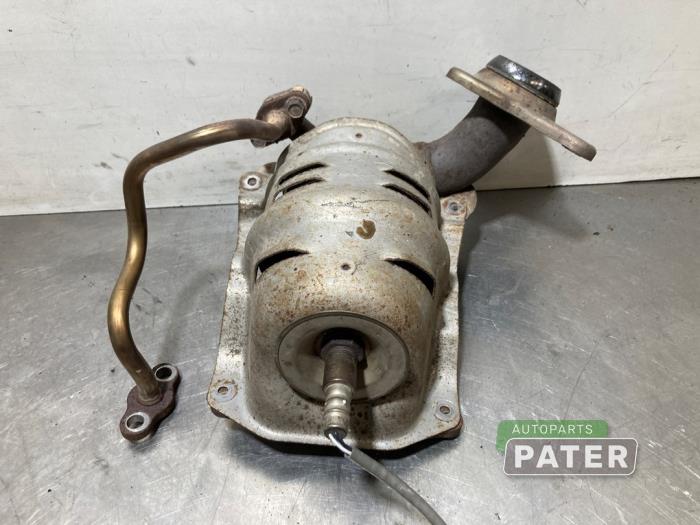 Katalysator van een Honda Insight (ZE2) 1.3 16V VTEC 2009