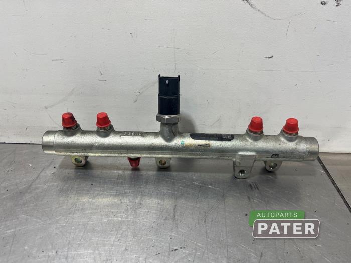 Gebruikte Galerij (Injectie) Fiat Ducato (243/244/245/247) 2.8 JTD Prijs € 101,64 Inclusief btw aangeboden door Autoparts Pater