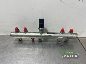 Gebruikte Injector brug Fiat Ducato (243/244/245) 2.8 JTD Prijs € 101,64 Inclusief btw aangeboden door Autoparts Pater