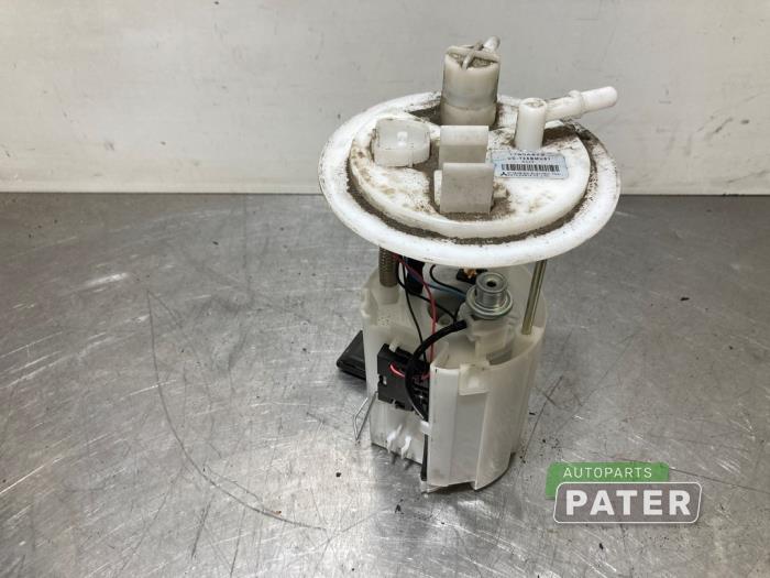 Gebruikte Benzinepomp Mitsubishi Space Star (A0) 1.2 12V Prijs € 420,00 Margeregeling aangeboden door Autoparts Pater