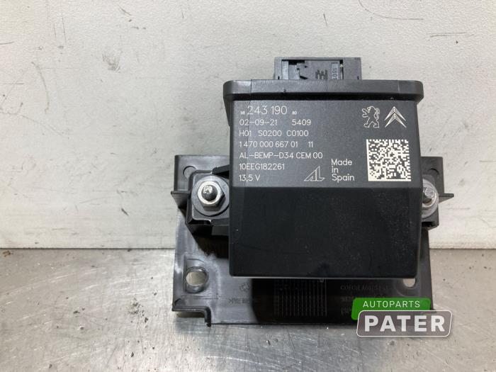Gebruikte Computer Verlichting DS Automobiles DS 3/Crossback (UC/UJ/UR) E-Tense 50 kWh Prijs € 68,25 Margeregeling aangeboden door Autoparts Pater