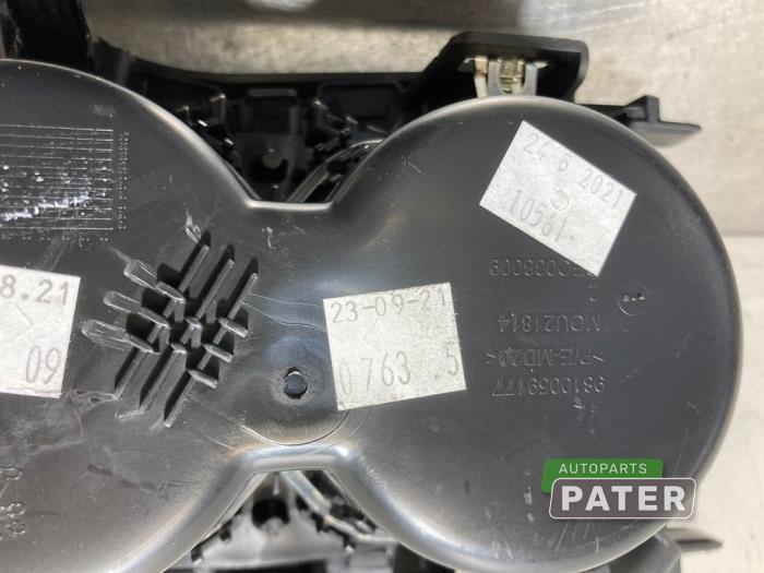 Dashboard deel van een DS DS 3/Crossback (UC/UJ/UR) E-Tense 50 kWh 2021