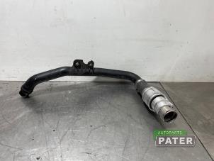 Gebruikte Intercooler Buis Hyundai Bayon 1.0 T-GDI 12V Mild Hybrid 48V Prijs € 31,50 Margeregeling aangeboden door Autoparts Pater