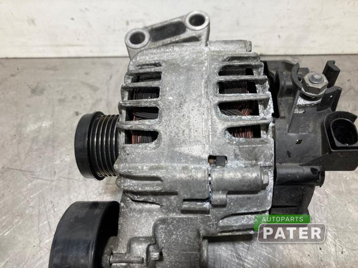 Gebruikte Dynamo Ford Focus 3 Wagon 1.6 SCTi 16V Prijs € 42,00 Margeregeling aangeboden door Autoparts Pater