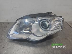 Gebruikte Linker Koplamp Volkswagen Passat Variant (3C5) 1.6 TDI 16V Bluemotion Prijs € 47,25 Margeregeling aangeboden door Autoparts Pater