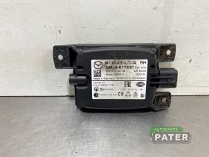 Gebruikte Dode hoek sensor Mazda 6 (GJ/GH/GL) 2.2 SkyActiv-D 150 16V Prijs € 78,75 Margeregeling aangeboden door Autoparts Pater