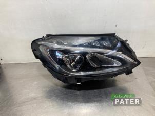 Gebruikte Koplamp rechts Mercedes C (W205) C-250 2.2 CDI 16V BlueTEC, C-250d Prijs € 682,50 Margeregeling aangeboden door Autoparts Pater
