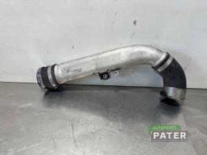 Gebruikte Intercooler Buis Mercedes C (W205) C-250 2.2 CDI 16V BlueTEC, C-250d Prijs € 47,25 Margeregeling aangeboden door Autoparts Pater
