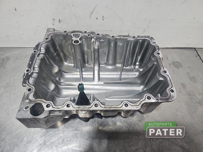 Gebruikte Carterpan Volkswagen Polo V (6R) 1.0 TSI 12V BlueMotion Prijs € 89,25 Margeregeling aangeboden door Autoparts Pater
