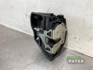 Gebruikte Deurslot Mechaniek 4Deurs links-voor BMW 5 serie (E60) 525d 24V Prijs € 52,50 Margeregeling aangeboden door Autoparts Pater