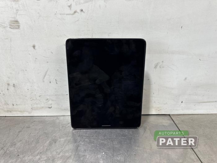 Gebruikte Display Interieur Polestar Polestar 2 78kWh Long Range Dual Motor Prijs € 420,00 Margeregeling aangeboden door Autoparts Pater