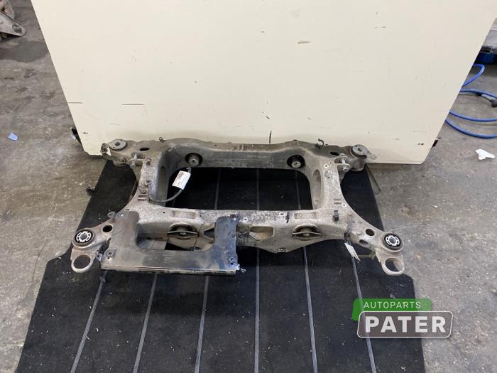 Gebruikte Subframe Polestar Polestar 2 78kWh Long Range Dual Motor Prijs € 210,00 Margeregeling aangeboden door Autoparts Pater