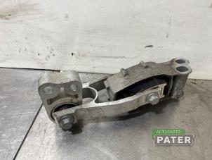 Gebruikte Motorrubber Polestar Polestar 2 78kWh Long Range Dual Motor Prijs € 36,75 Margeregeling aangeboden door Autoparts Pater