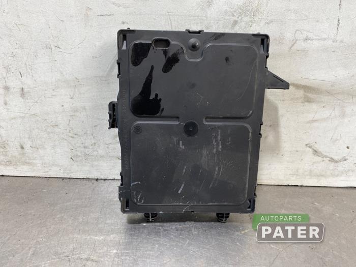 Computer Body Control van een Renault Megane IV Estate (RFBK) 1.5 Energy dCi 110 2018