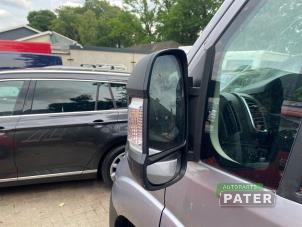 Gebruikte Spiegel Buiten links Citroen Jumper (U9) 2.2 Blue HDi 140 Prijs € 254,10 Inclusief btw aangeboden door Autoparts Pater