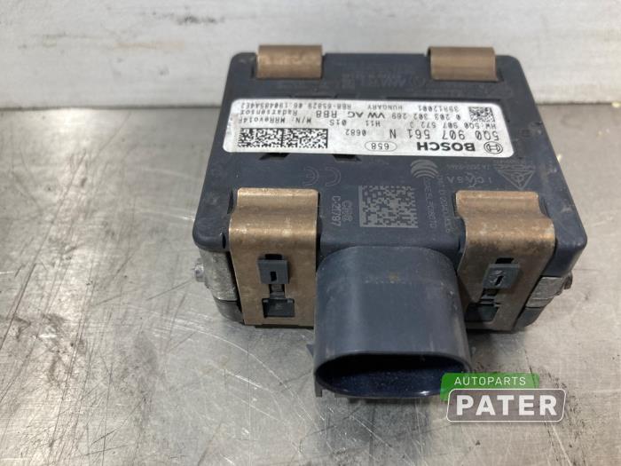 Gebruikte Radar sensor Volkswagen Tiguan (AD1) 1.5 TSI 16V Evo BlueMotion Technology Prijs € 236,25 Margeregeling aangeboden door Autoparts Pater